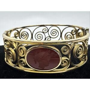 Vintage Renaissance 1/20 12K GF Hinged Intaglio Carnelian Bangle Bracelet 8”